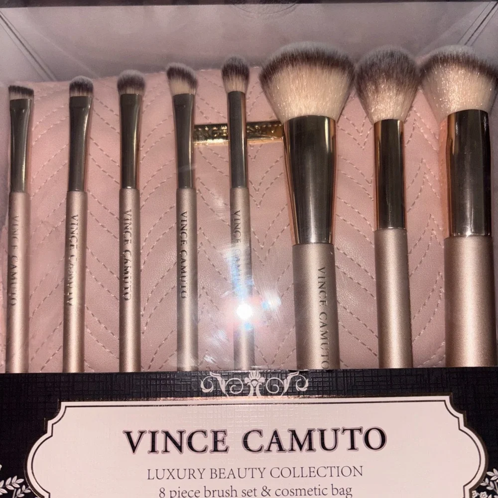 🌟Vince Camuto Luxury Beauty Collection Brush Set